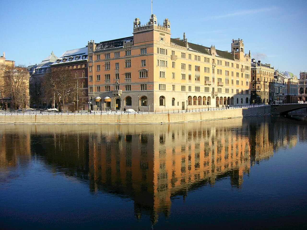 Företagarombudsmannen i möte med regeringen om brottsligheten